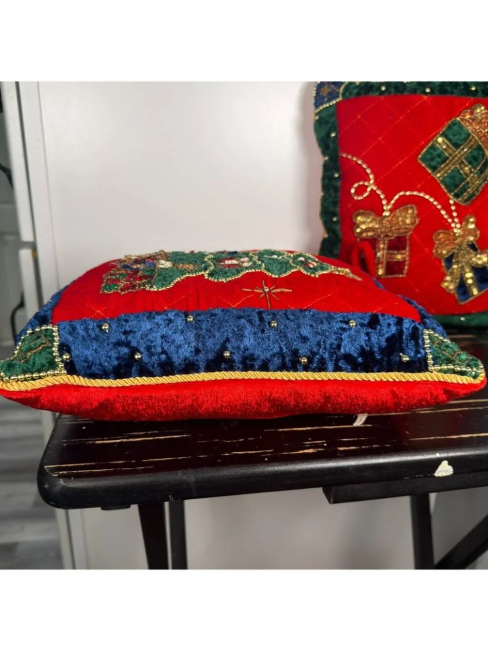 Vintage 3 crush Velvet Sequin Blue Red Green Christmas Tree Presents Pillows